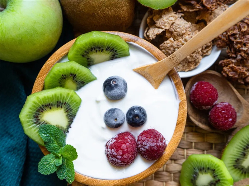 含乳铁蛋白乳品增长超300%，酸奶迎来功能、口味、场景升级|CBNData报告
